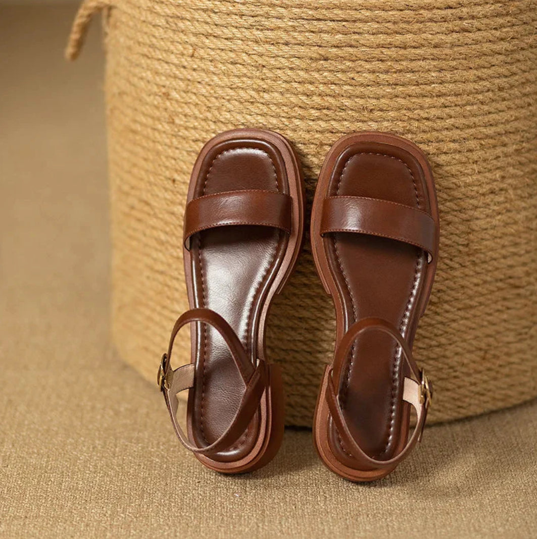 LINDY | ELEGANT SANDALS