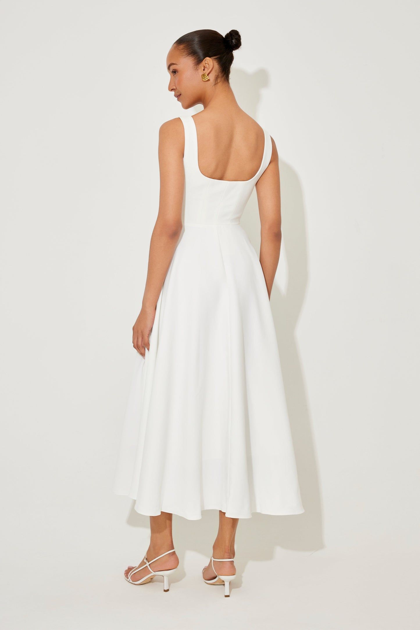 Amelia™ | Vestido Midi Flowy Atemporal