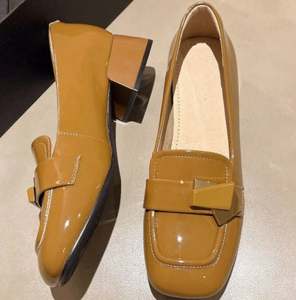 Dorothy | Glossy Bow Loafer Pumps