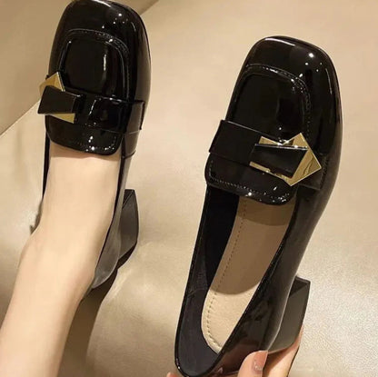 Dorothy | Glossy Bow Loafer Pumps