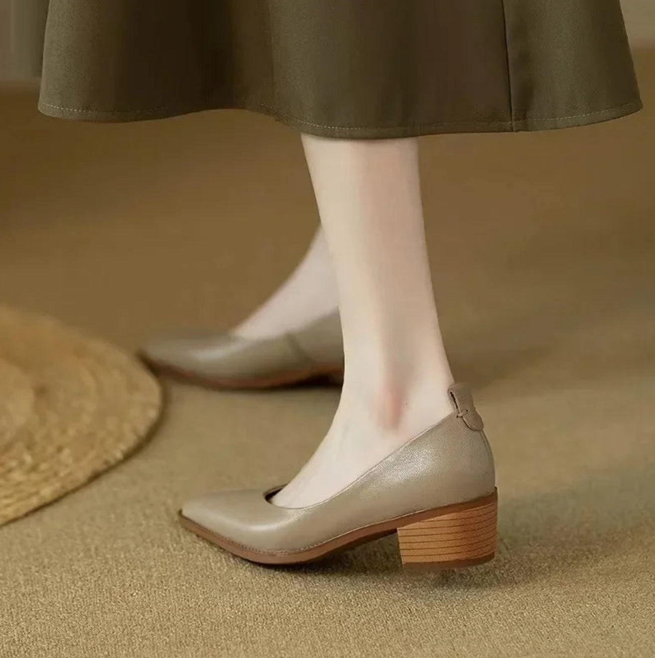 Helen | Classic Block Heel Pumps