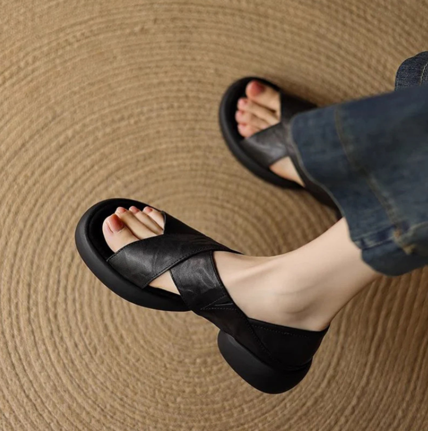 Ruth | Royal Cushioned Cross Sandals