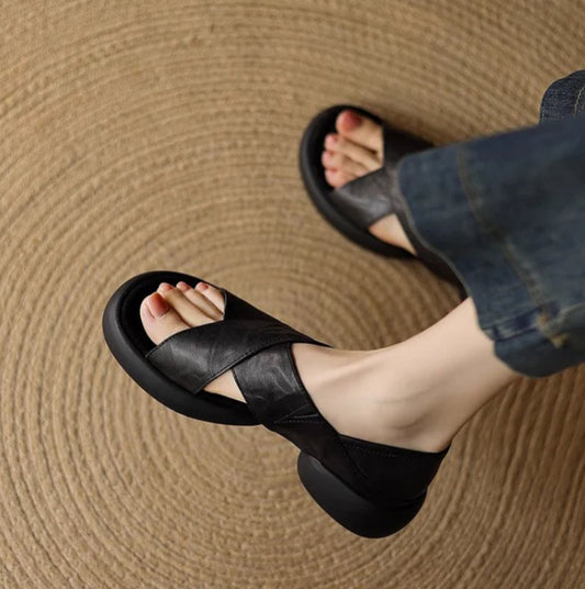 Ruth | Royal Cushioned Cross Sandals