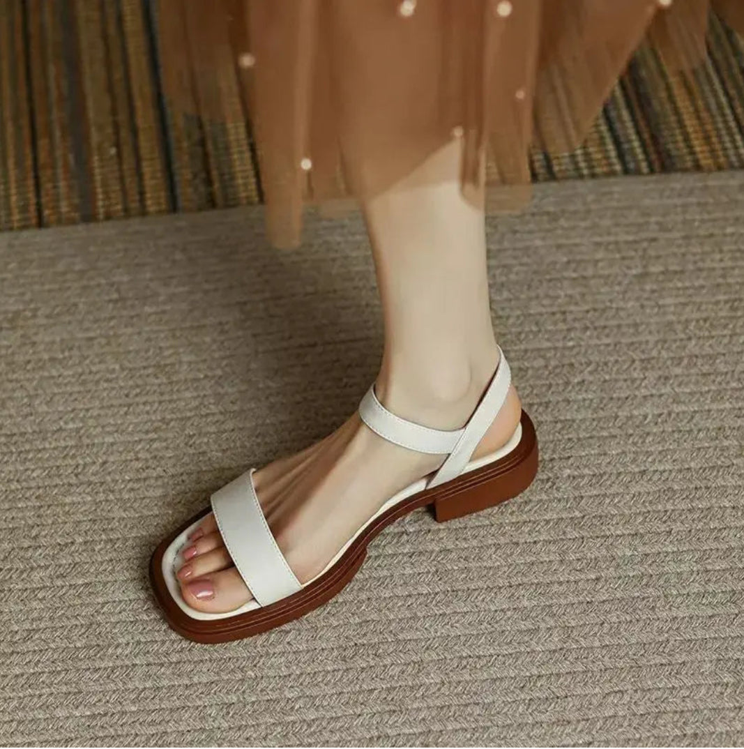 LINDY | ELEGANT SANDALS