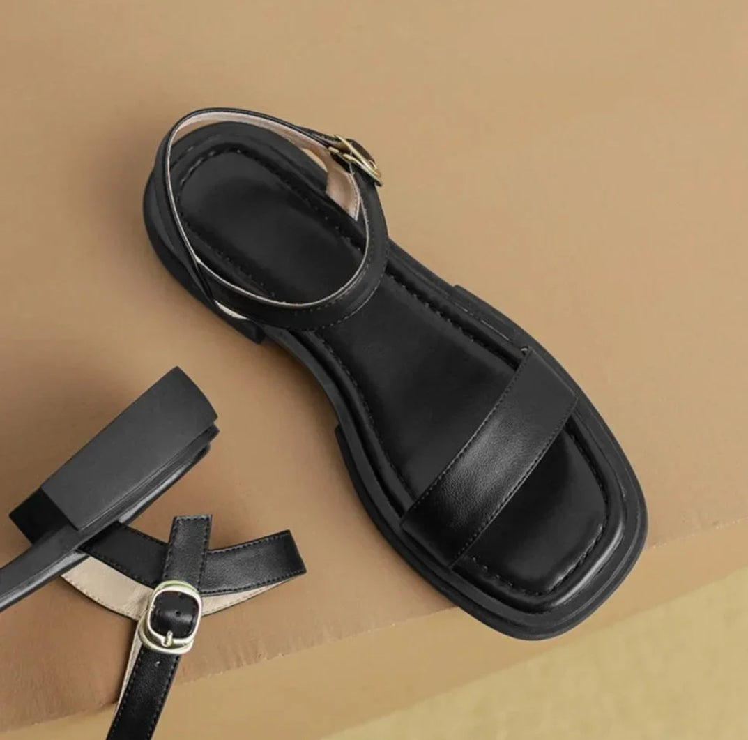 LINDY | ELEGANT SANDALS