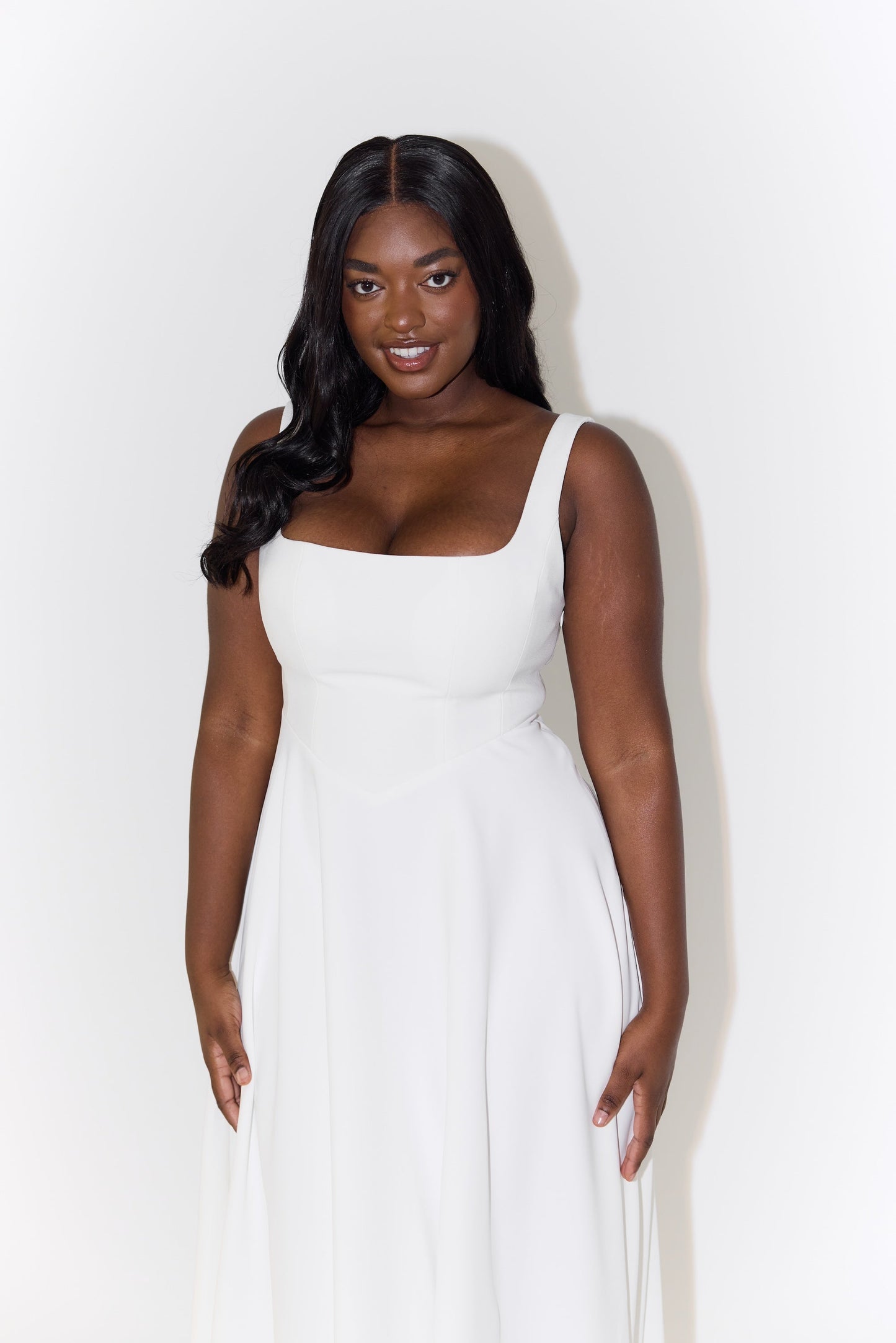 Amelia™ | Vestido Midi Flowy Atemporal
