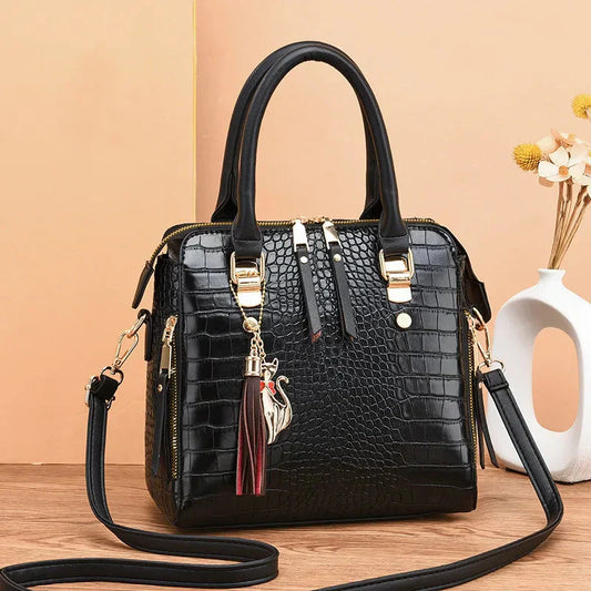 Bolso de Piel Grabada con Textura de Cocodrilo