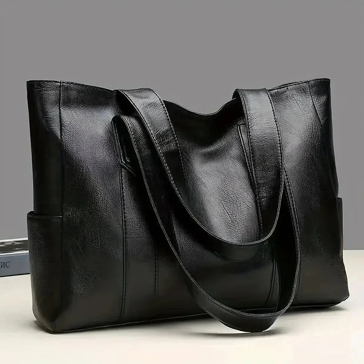 Ava - Bolso de Hombro de Piel Genuina con Estilo Atemporal